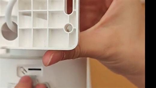 180天超长续航，半年仅需充电一次，省心更安心！搭载货真价实的高品质电芯，轻松应对日常通勤、差旅出行等多种生活场景，告别频繁充电烦恼，持久电力让你专注每一刻精彩