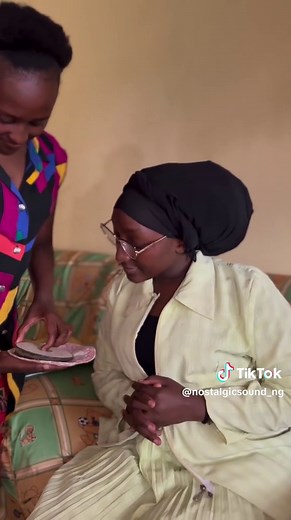 Simpler Times with Throwback 90s Music! Nostalgic Songs to Remember