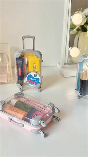 A cute mini suitcase for storing jewelry, makeup, or small desk items. 🔍 Find it at https://temu.to/m/gokoctqqi3i or with this code qjk72598. #temu #storage | Temu