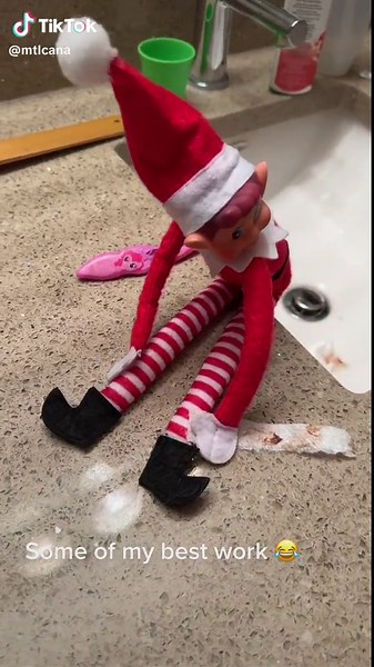 #elfitup #foryou #viral #funny #christmas #elfontheshelf #poop #prank #silly #clever #fyp #foryoupage #disney #comedia #comdey #sink #santa #winter #yeg #alberta #canada #bye