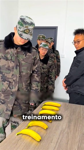 The General GAVE the Banana! #curiosities #amazing