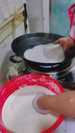 How to Make Satisfying Dough in Your Kitchen