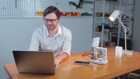 Amazon.com : BEAVERLAB Digital Microscope with 4.3'' 1080P IPS Screen [Eco-Friendly Optical Staining] 1600x Magnification Microscopes for Kids Ages 8-12, Classroom Education, Learning and Explore : Electronics