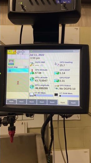 GNSS for Tractor VT Applications | High-Speed CAN Transceiver Overview
