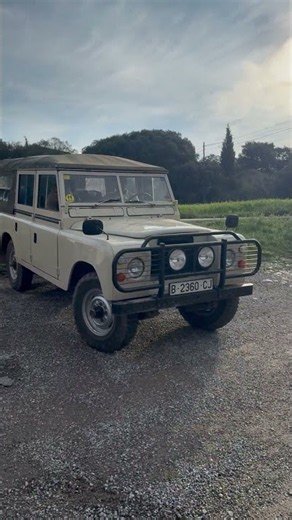 🚙🌿 Land Rover Santana 109, el todoterreno que podía con todo #coche #auto