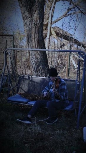 Sweater Weather 💛 - The Neighborhood (with violin)