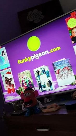 Funky pigeon advert Christmas 1