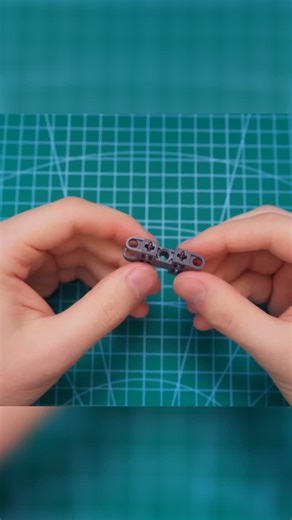 Mitch Builds on Instagram: "MY Best BIONICLE yet [6/7] #Lego #MechanicalArm #DIY #Robotics #Assembly"