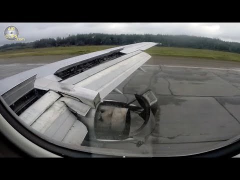 STUNNING B737-200 JT8D Engine Clamshell-Type Reversers during Landing! [AirClips]