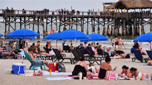 Is it legal to drink alcohol at Jacksonville's beaches? What to know