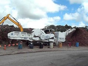 DZH4000 Horizontal Grinder