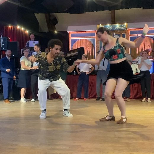 49K views · 2.5K reactions | Lindy Hop Jack´n´Jill Competition at the SwingAout Festival 2023 Part 3  The contestants get a random dance partner and does not know which song they will be dancing to! Many people think this is a choregraphed dance... but it is actually purely based on lead, follow and improvisation 朗 That is what makes Swing Dancing so special! . . . . . #dance #swing #lindy #lindyhop #competition #music #jazz #fun #video #meta #Facebook | Sondre & Tanya | Facebook