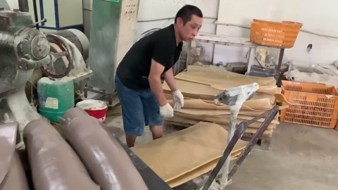 Large-Scale Manufacturing of Rubber and EVA Shoe Soles
