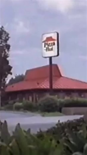 Pizza Hut commercial from 1995 in partnership with Casper: the Movie. The nostalgia is so sweet, it hurts. The marketing team for Casper was on fire. #casper #casper1995 #casperthefriendlyghost #90snostalgia #nostalgia #90skids #spooky #october #halloween #allhallowseve #saturdaymorningcartoons #spookyfun #vhscollector #vhscollection #videostore #videorentalstore | Boomstick Video