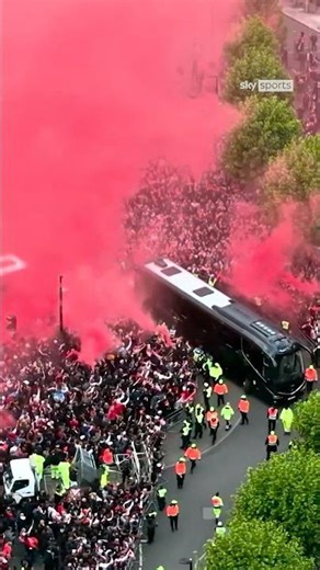 The atmosphere is building at the Emirates! 👀🎉