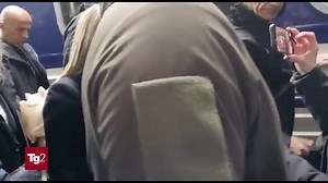 24K views · 1K reactions | La premier è arrivata a #Kiev, dopo un lungo viaggio in treno dalla #Polonia durato tutta la notte. "Sono onorata, era doveroso essere qui" le prime parole di @GiorgiaMeloni. Un viaggio, carico di significati a pochi giorni dall'anniversario dell'invasione russa dell'#Ucraina | Tg2 | Facebook