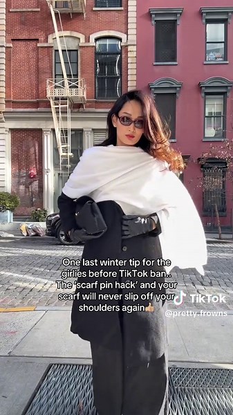 Scarf Tutorial: Master the Scarf Pin Hack