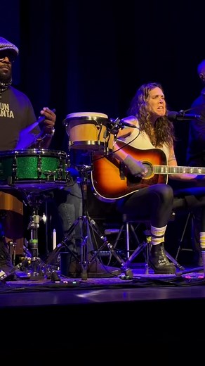 “House Of Sin” #SingerSongwriter #TourLife #Acoustic