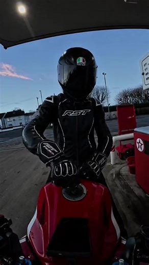 let down - radiohead #bikergirl #bikelife #cbr500r #CapCut