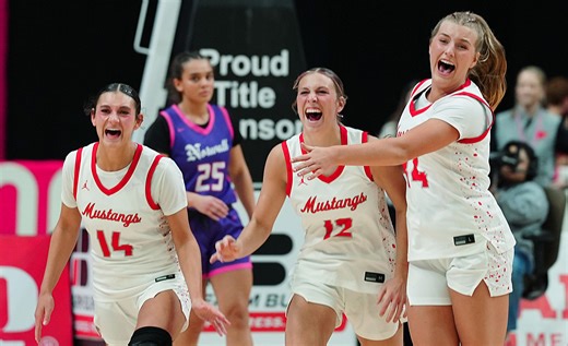 Ava Smid leads crazy Dallas Center-Grimes girls basketball comeback over Norwalk