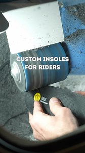 Custom insoles for the riders in December’s camp Sidas workshop 🛠️ @sidasyourfootcompany #XDSAstanaTeam #Sidas 🎥 @sidasyourfootcompany | XDS Astana Team