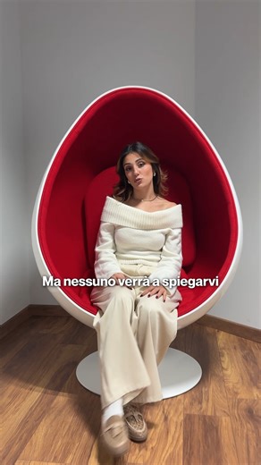 🚨 𝐌𝐢 𝐨𝐝𝐢𝐞𝐫𝐞𝐭𝐞 𝐩𝐞𝐫 𝐪𝐮𝐞𝐥𝐥𝐨 𝐜𝐡𝐞 𝐬𝐭𝐨 𝐩𝐞𝐫 𝐝𝐢𝐫𝐯𝐢… Ma nessuno verrà a spiegarvi come affrontare il futuro. Dovrete impararlo da soli. Viviamo un’epoca piena di opportunità... e ansie. Ogni settimana nasce un nuovo tool, un nuovo lavoro, una nuova paura di essere rimasti indietro. Ma chi oggi sperimenta con l’AI, domani sarà il punto di riferimento. Sarà quello che gli altri cercheranno di imitare. 𝐒𝐨𝐥𝐨 𝐬𝐭𝐫𝐮𝐦𝐞𝐧𝐭𝐢 𝐯𝐞𝐫𝐢. 𝐀𝐳𝐢𝐨𝐧𝐢 𝐜𝐨𝐧𝐜𝐫𝐞𝐭𝐞. 𝐍�