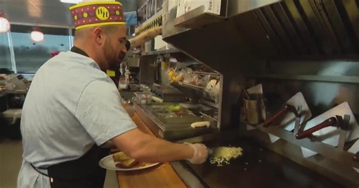 Waffle House transforms into romantic haven for Valentine's Day