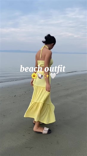 Stylish Beach Outfit Ideas for Curvy Figures