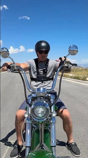 Everything you need to know about this MOTORCYCLE Style scooter