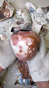 8.4K views · 395 reactions | The magic of Raku: beauty shaped by fire. #DiLucaCeramics #Raku #CeramicArt #Pottery | Di Luca Ceramics | Facebook