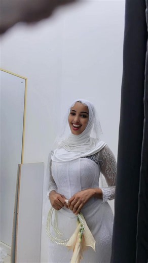 Princess Uunsi: Fahma Naleey Wedding Dress Highlights