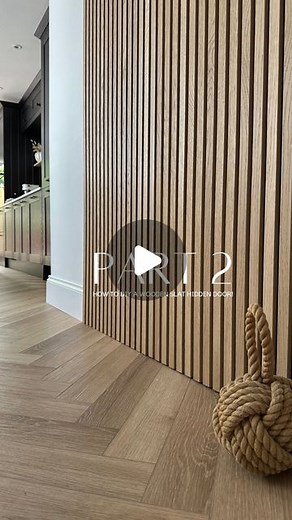 Hannah ✨ on Instagram: "PART 2 - DIY hidden wood slat door - How too! This is a little complicated so pop us a message if you have any questions 🙌🏻 #diyhomedecor #hiddendoor #woodpaneling #naturewall #diyproject #secretdoor #woodcladding"