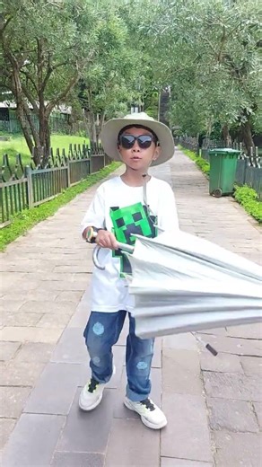 JAVAS DI BOROBUDUR SEWA PAYUNG #videoshorts #videoviral #shorts #fyp