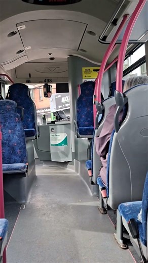 Translink Ulsterbus 498 on the 102