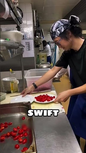 This Chef’s Genius Tomato-Slicing Trick Will Blow Your Mind! | Moments Media