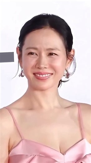SON YE-JIN ✨ the glowing momma 🫶 #crashlandingonyou #binjin #kdrama #sonyejin