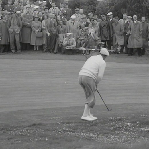 Bobby Locke demonstrated his exceptional ability to play links golf in 1952 as he held off Peter Thomson to win by a stroke 🏆 | The Open