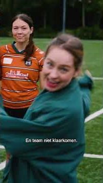 Misschien kan het Nederlands elftal beter het zekere voor het onzekere nemen! 🦁🤣 #spuitenenslikken