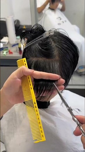 The Secret to the Perfect Textured Short Crop #beautiful #howtocut #layercut