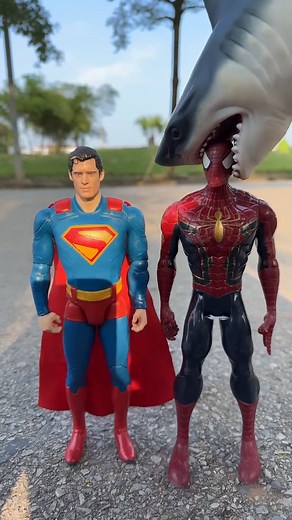 Superman Help Spiderman Find Head From Bathup And Finish | Shadso Gaming