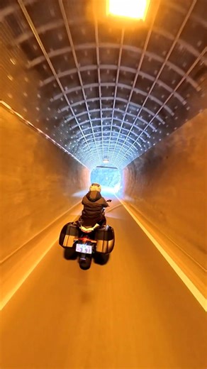 USヨシムラ アルファーサイクロン/KawasakiNinja1100（2025)/双神トンネル