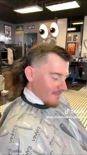 Iconic Mullet Shake in Slow Motion