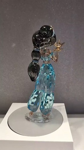 Wow!! So beautiful 👀 ✨ 💯 #glass #disneyprincess | Makeup Transformation