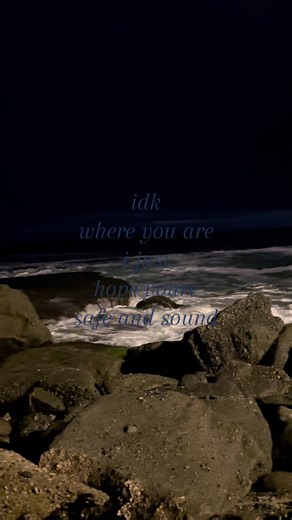 ᥫ᭡. (@user184758295974)’s video of safe and sound taylor swift