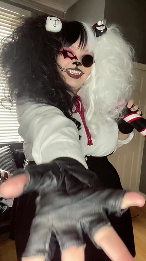 Monokuma Hammer Cosplay Showcase