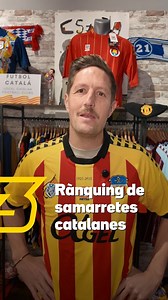 👕 Rànquing de samarretes del futbol català ⚽️ L’exjugador Edgar Hernández fa el seu top 5 de samarretes de futbol català a la botiga @kitlaunch. Un repàs dels 15 anys de trajectòria del futbolista passant per equips històrics com el Nàstic de Tarragona, el CE Sabadell o la UE Sant Andreu. 🤔 I per vosaltres, quina és la vostra preferida? | Esport3