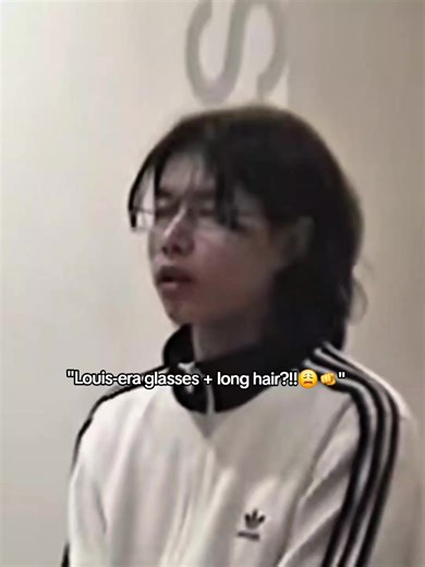 How can he wear glasses and have long hair but still look so handsome?! #louis #lngshot #lngshot4sho #kpopfyp #fyp