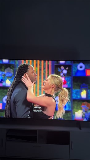Vic and Christine's Heartfelt First Meeting on Love is Blind