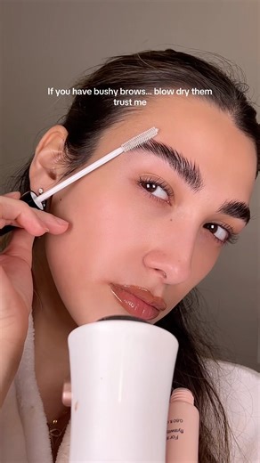 Blow drying ur brows=instant lamination #eyebrowtutorial #eyebrows #makeuphack #shorts #bushybrows