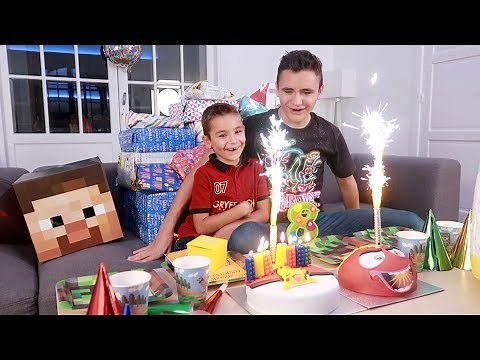 JOYEUX ANNIVERSAIRE SWAN 8 ANS ! 🎉🎁